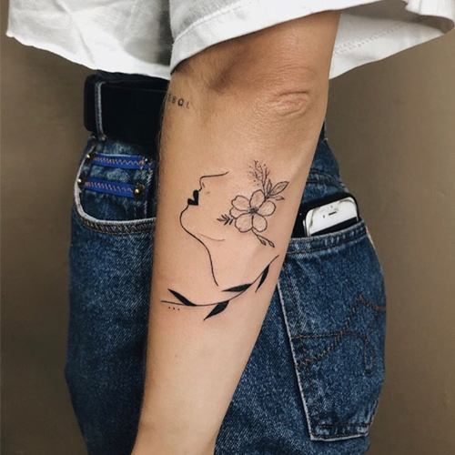 Tatuajes pequeños para mujer | Las mejores ideas para tatuajes femeninos